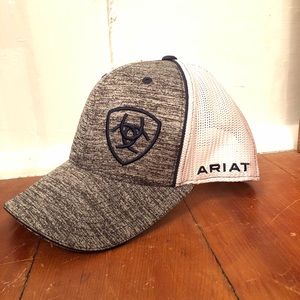 Ariat SnapBack